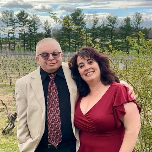 Meet your Posher, Jennifer - Picture 1 of 1